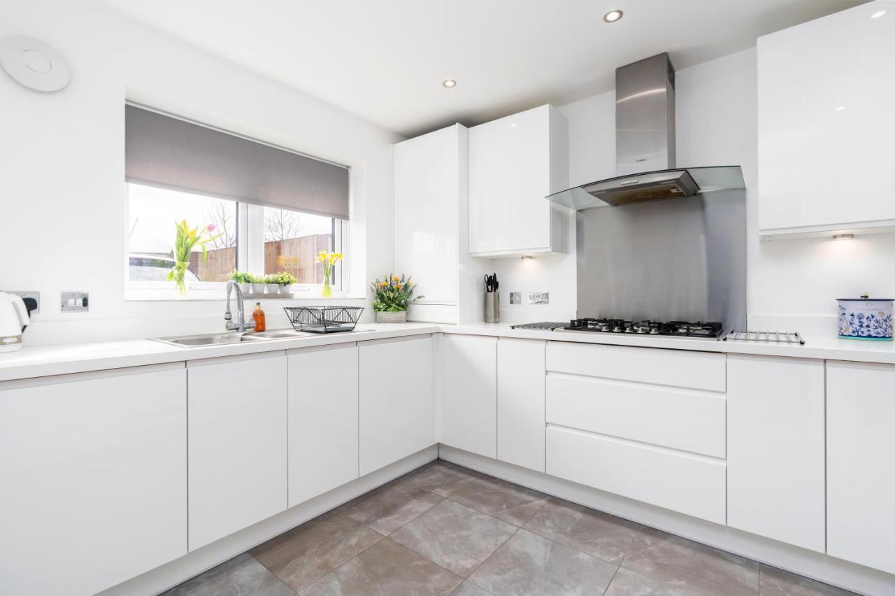 4 Bedroom, 3 Bathroom Walking Distance To Centre Casa de férias *